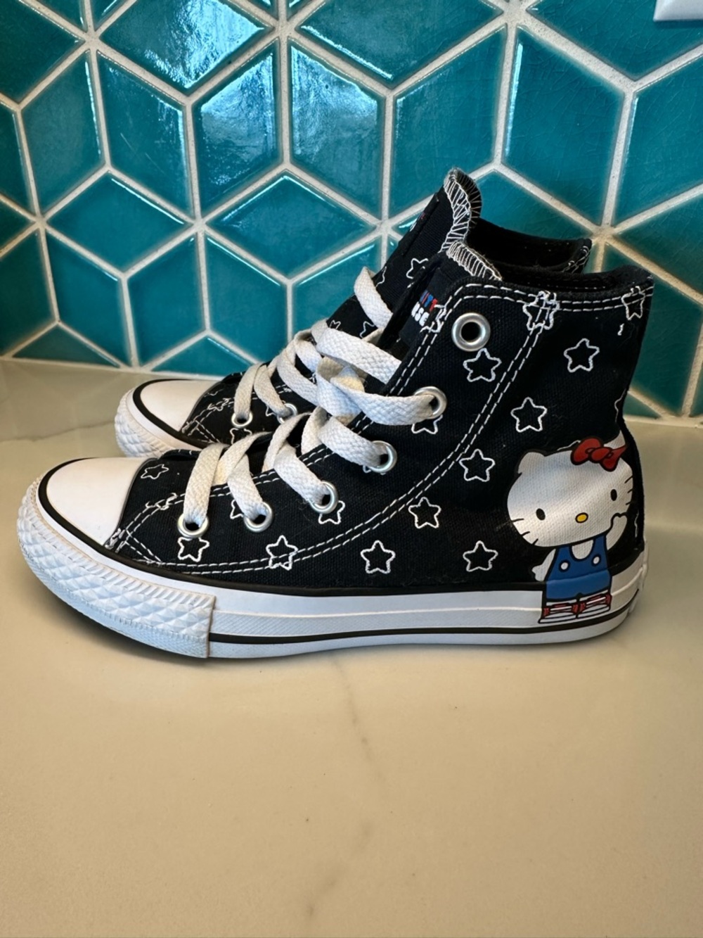 Hello Kitty Black Star High-Top Converse Sneakers size 12 girls